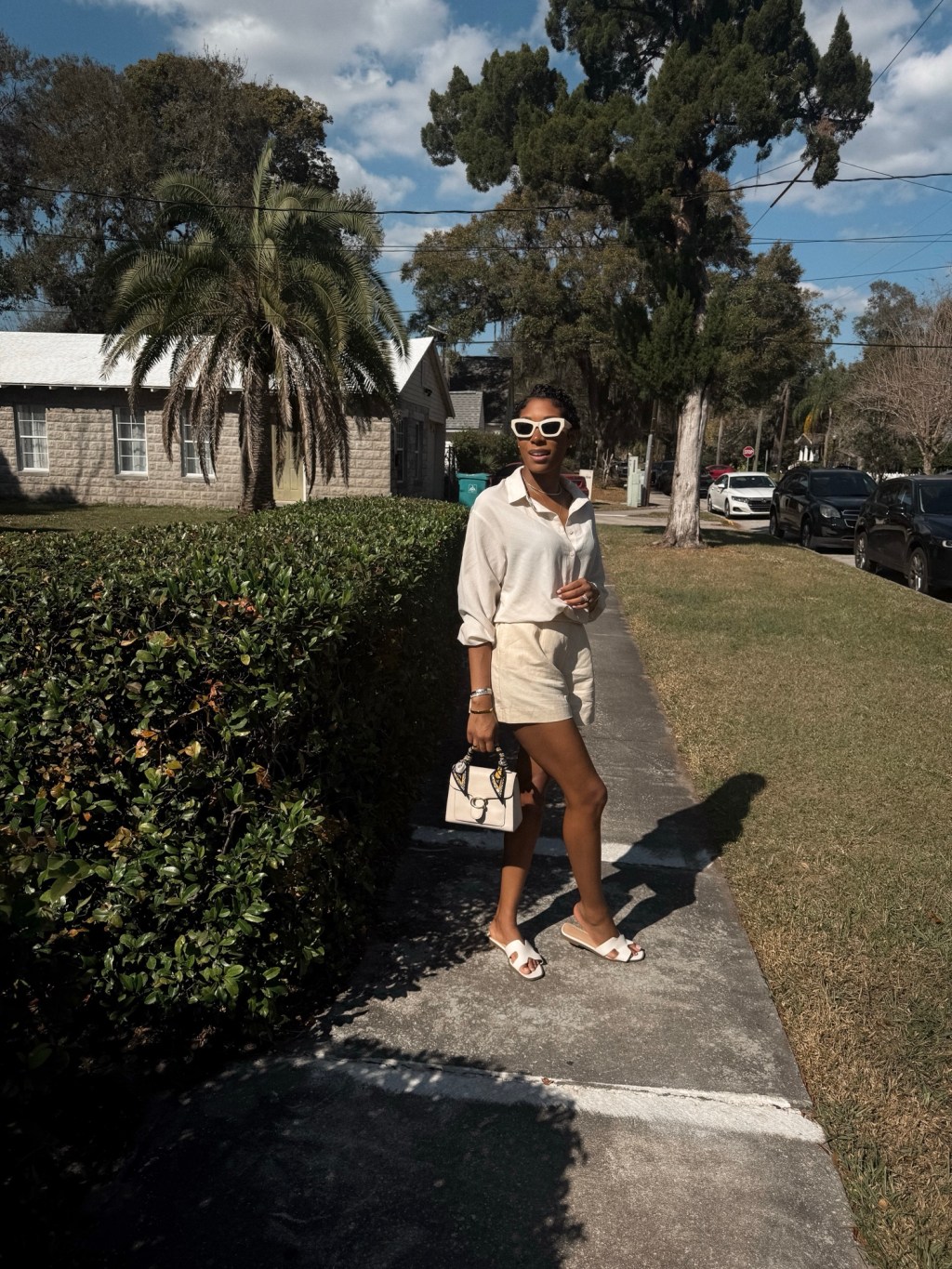 Effortless Neutrals: A Timeless Look for Warm Weather&nbsp;Days