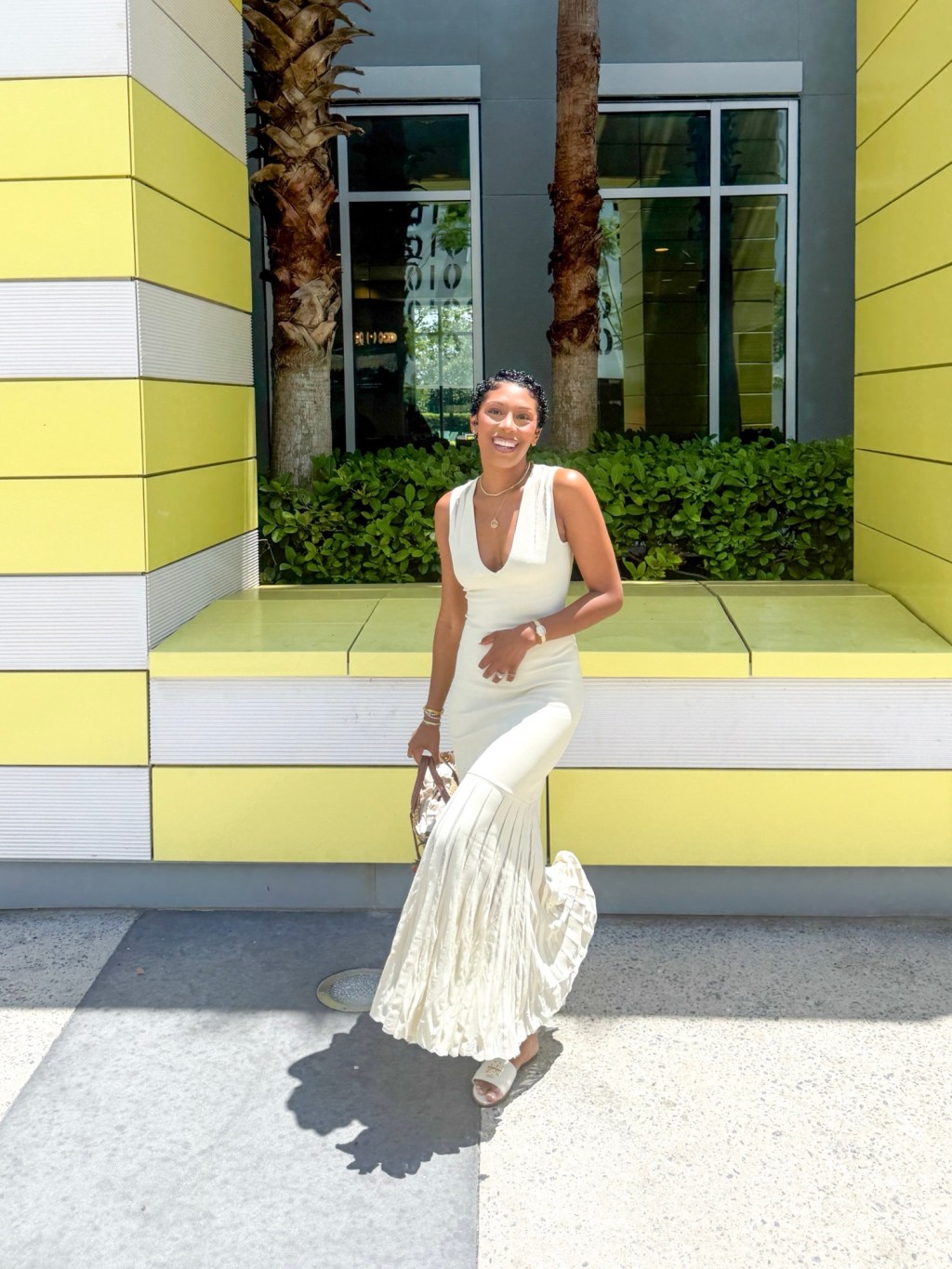 Effortless Summer Elegance: My Go-To Karen Millen Dress for Any&nbsp;Occasion